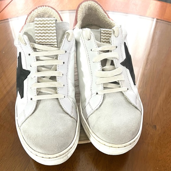 L'idea by Lori Distressed Suede/Leather Sneakers Size 38 Good Condition - Picture 1 of 11